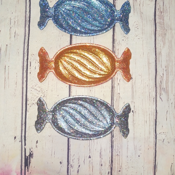 Acrylic handmade candy, key, or trinket dish! This is for the ORANGE DISH. - Picture 3 of 6